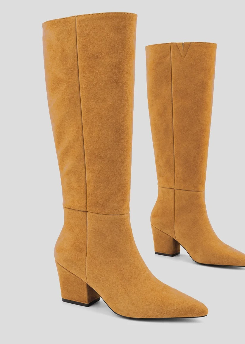 ZELENA in Camel