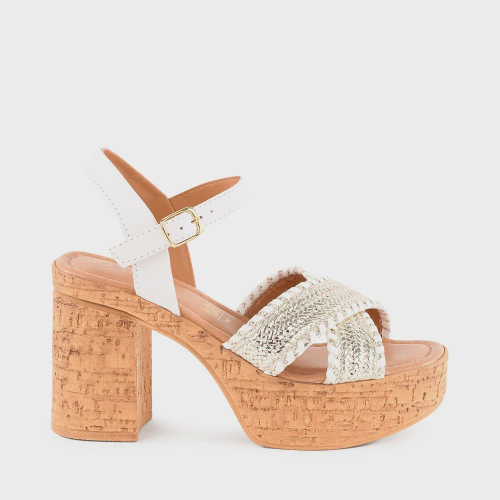 BRAVO in Light Gold + White