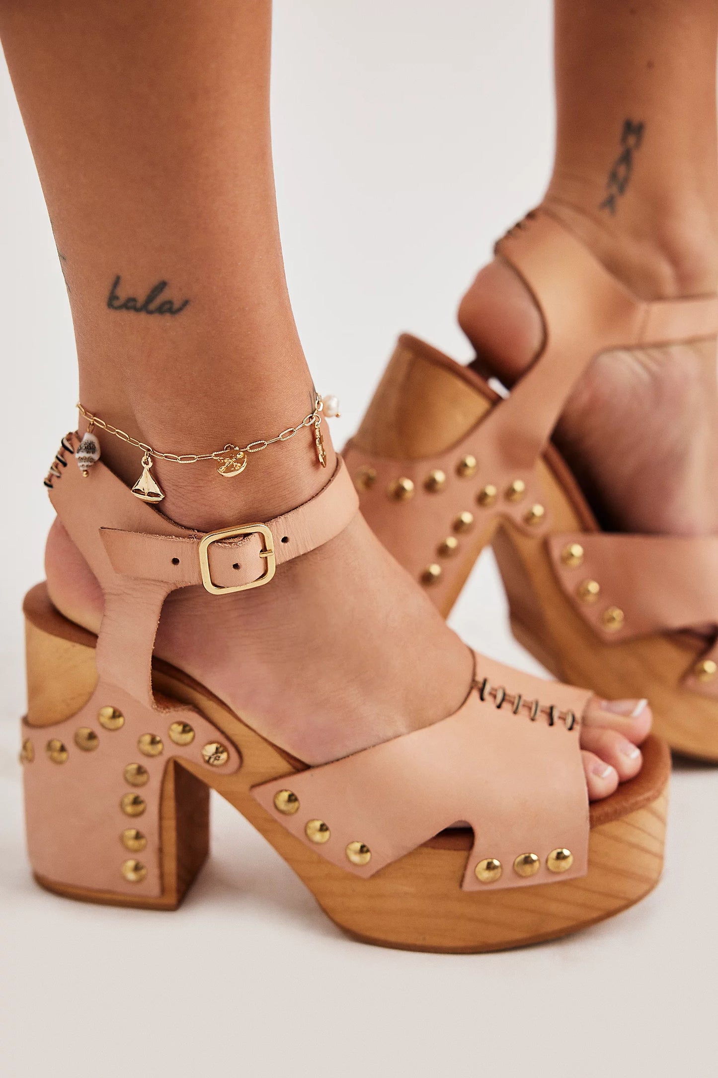 CECILY CLOG in Vachetta
