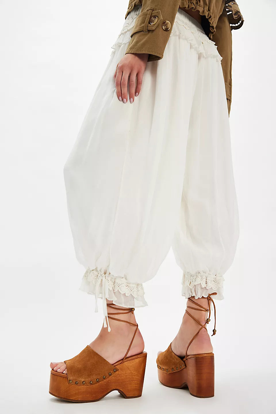 FRONT ROW WRAP CLOG in Vachetta