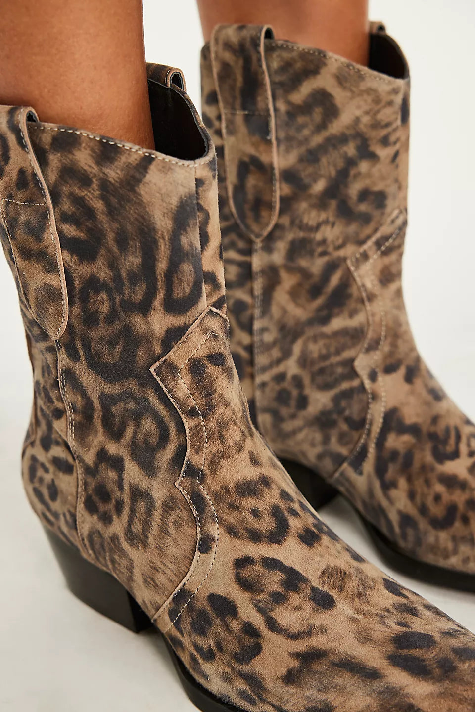 CAT NAP COWBOY BOOT in Leopard