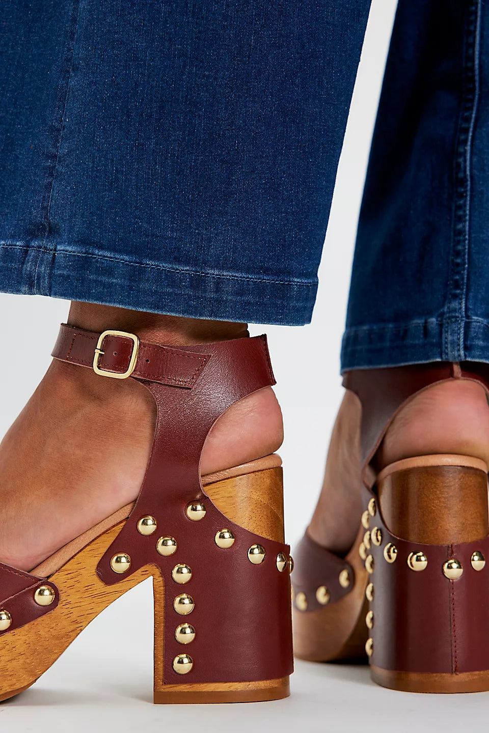 CECELIA STUDDED CLOG in Mahogany
