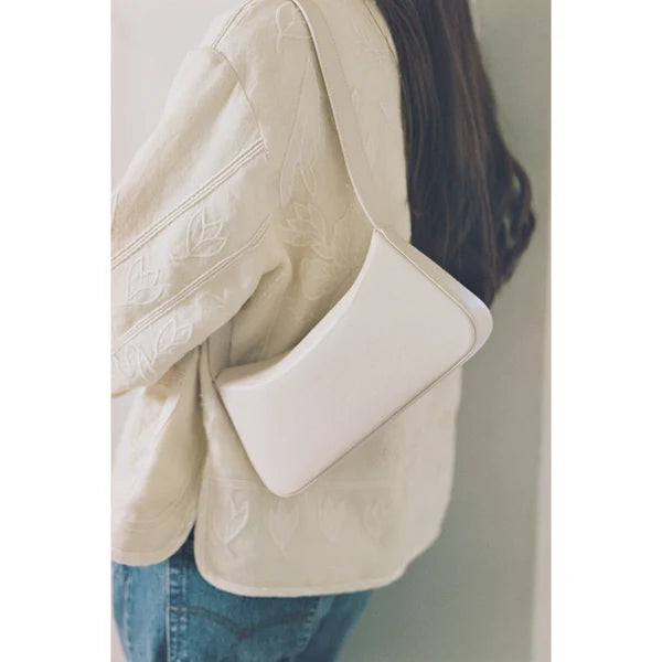 VICTORIA in Oat
