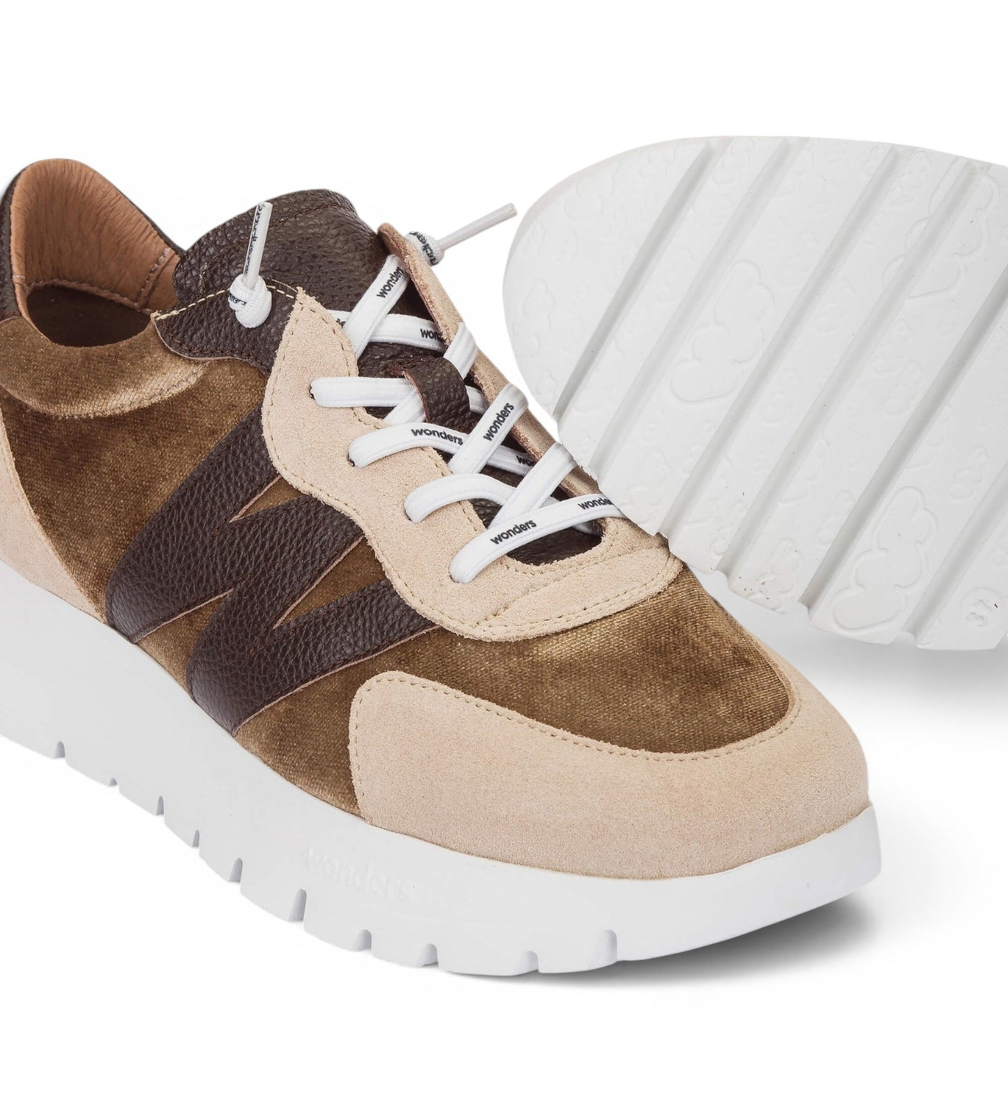 ODISEI 111 in Beige + Taupe